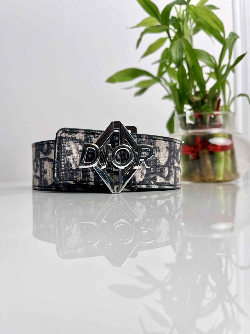 DIYOR PREMIUM MENS BELT WID OG BOX ACCESSORIES 532