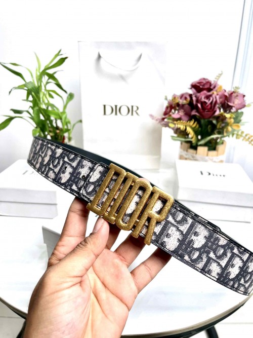 DIYOR PREMIUM MENS BELT WID OG BOX ACCESSORIES 534