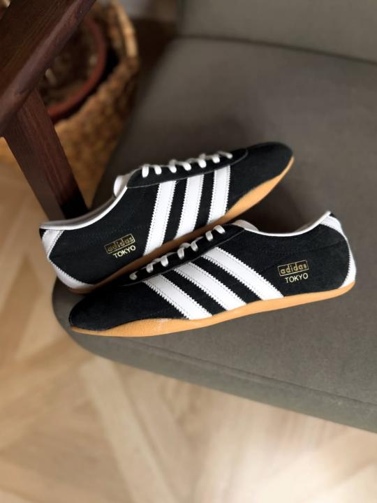 Adiddas Tokyo Core BlackCloud White