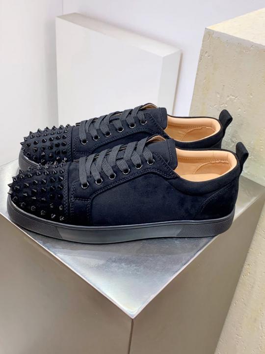 Christian Loubboutin Loius Junior Spikes Veau Velours Sneaker Black