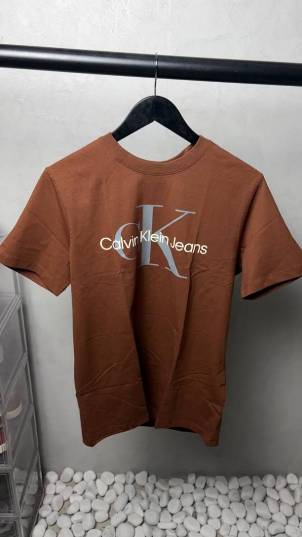 Calviin Kleiin Premium Round Neck T-Shirt 2813