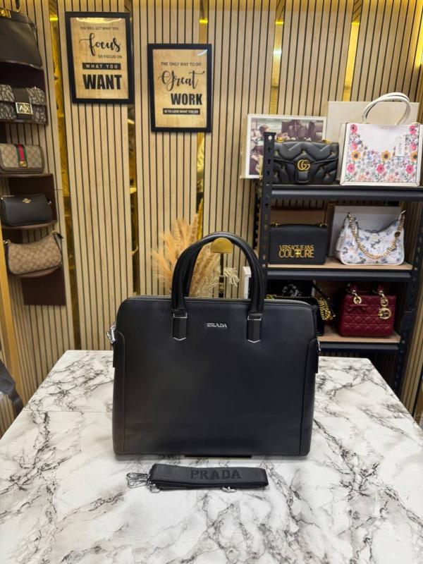 PRADDA premium quality laptop bag with strap (Black PL2050-5)