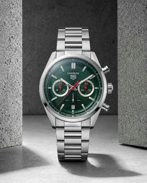 TAG Heuuer Carrera Chronograph silver green