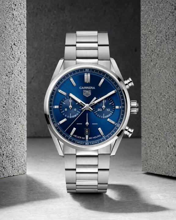 TAG Heuuer Carrera Chronograph silver blue