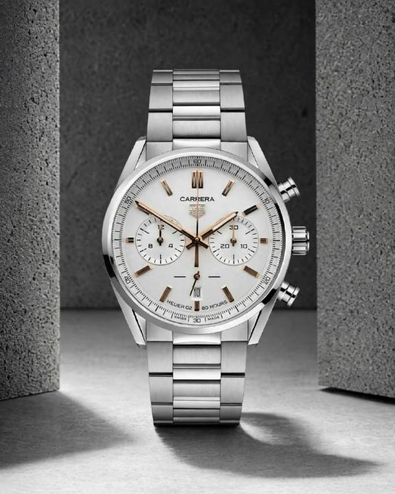 TAG Heuuer Carrera Chronograph silver white