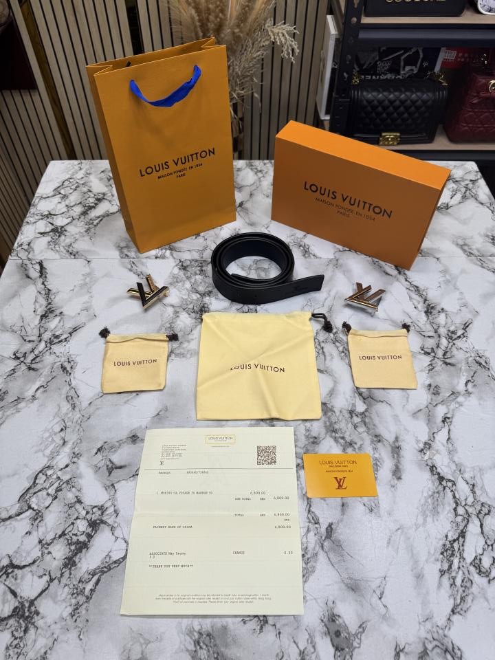 LOIUS VUTTON BELT COMBO PREMIUM QUALITY WITH OG BOX AND CARRY BAG (LV-6)