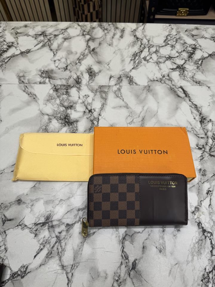 Loius Vutton Damier Canvas Zip Around Wallet With Box (Brown-60017)
