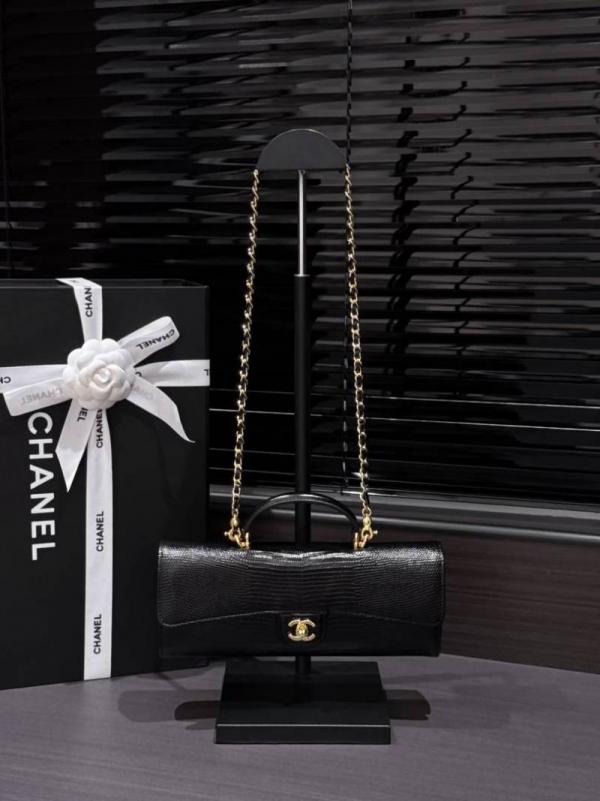 CHENNEL Lizard Embossed Top Handle Clutch With Chain with box  1053