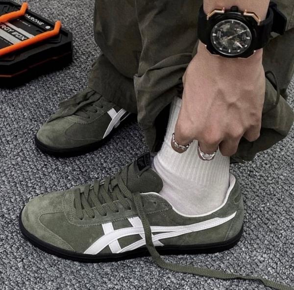 Onitsukkaa tiger tokuten burnt green