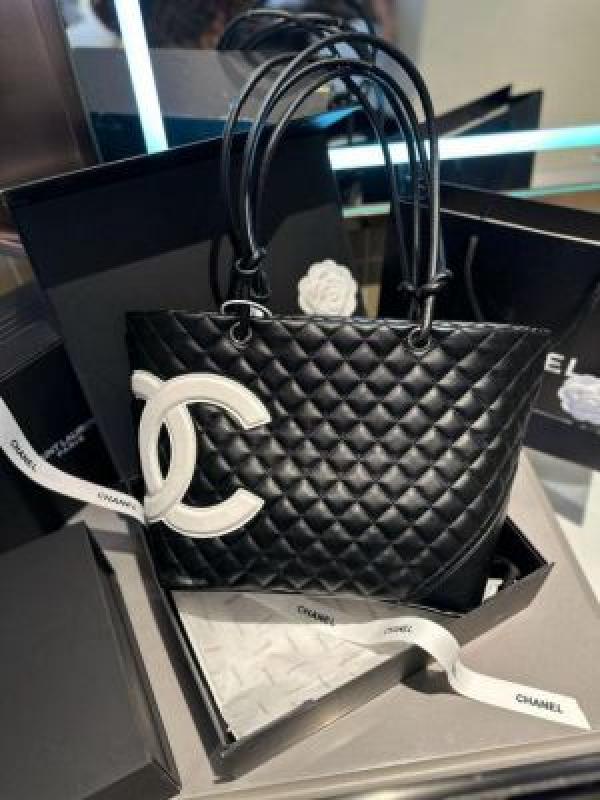 Chennel handbag premium quality with dust bag 5176 6040