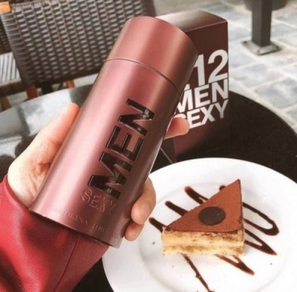 Carolina Herrera 212 Sexy Men (100 ML)