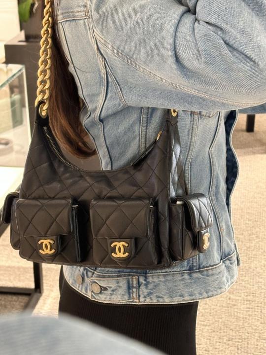 Chennel CB Cargo CarryAll ShoulderBag With DustcoVer & CarryBag