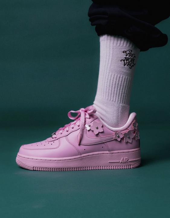NIKKE AIRFORCE 1 LOW FLORETTE PINK RISE