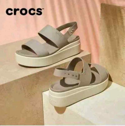 Croccss brooklyn slingback low wedge sandals