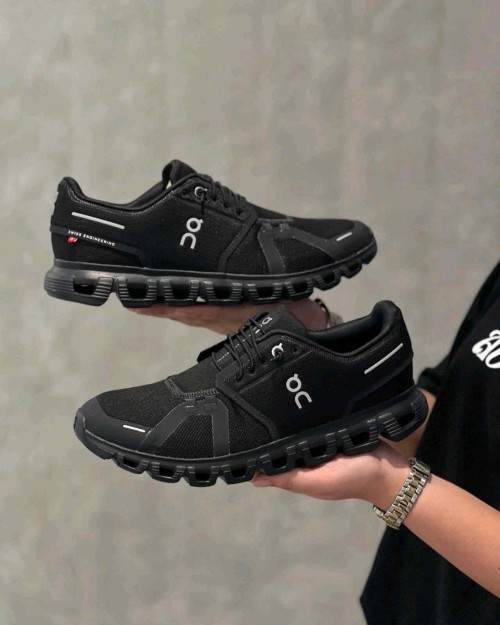On Cloud 6 Waterproof Full Black