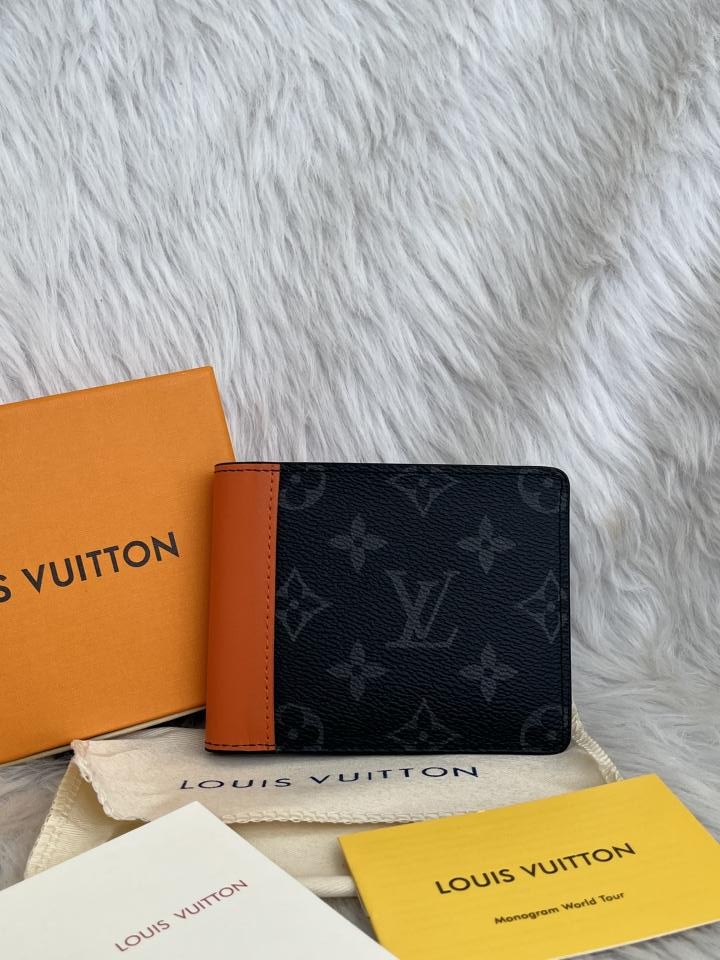 Loius Vutton L-10 Multiple Wallet With Original Box DustCover & Tags