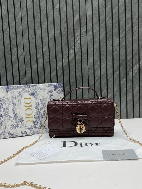 Diyor 602 Wine Cannage Top Handle Shoulder Bag With Original Box DustCover & Chain Sling
