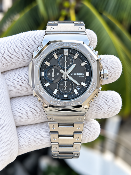 Casio G-Shock 2100 Chronograph A Silver Black Dial AT442