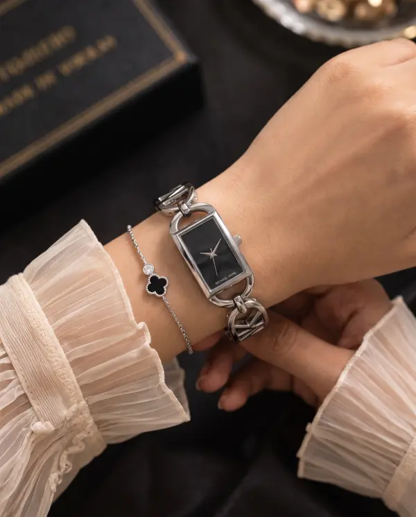 Michael_l Kors Empire Silver-Black