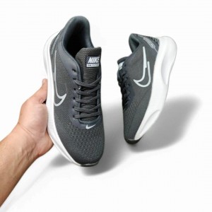 Zoom 12 Grey