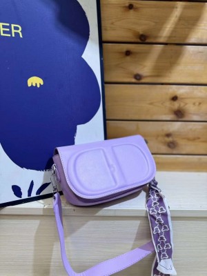 WOMEN BROAD BELT PURSE