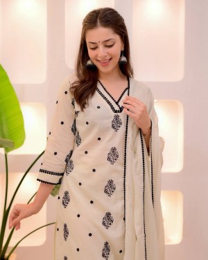 Exclusive Embroidered Kurta Pant Dupatta Set  Roman Silk Ethnic Wear for Women  Code LG-1960 Exclusive Embroidered Kurta Pant Dupatta Set  Roman Silk Ethnic Wear for Women  Code LG-1960