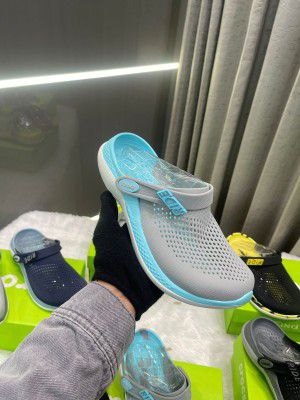 CROC S LITERIDE 360 MONSOON ARTICLE WITH OG BOX