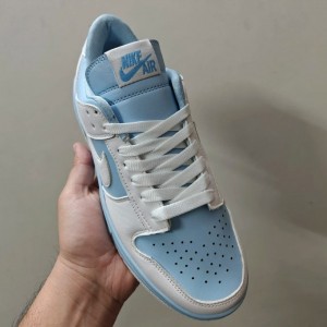 DUNK Reverse Sky