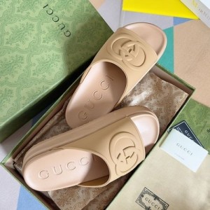 GUCCI INTERLOCKING GG BEIGE PREMIUM
