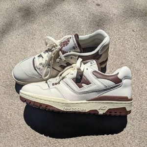 NB 550 Aim Leon Dore