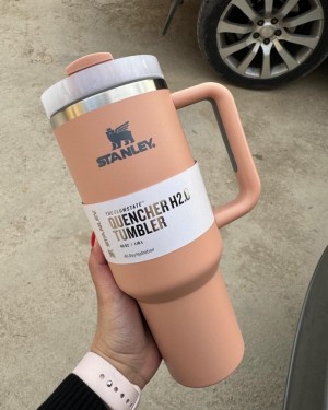 Stanley The Quencher H2.0 Flowstate Tumbler 40 OZ Brown