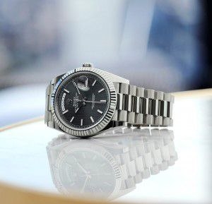 -ROLEX OYSTER PERPETUAL DATE JUST