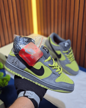 Nik-e SB Dunk Low Pro Supreme 94 Camper Green Sneakers Shoes