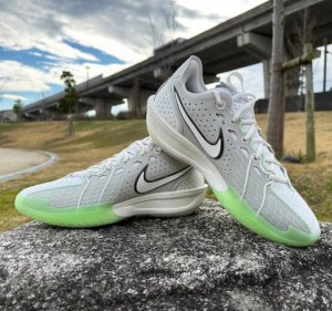 Z_oom GT Cut 3 Vapor Green