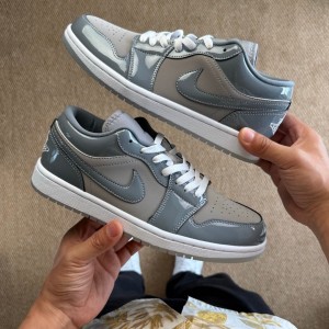 Air_ Jordan 1 Low SE Medium Grey Cool Grey White