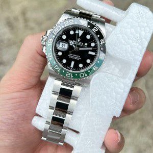 -ROLEX OYSTER PERPETUAL GMT MASTER