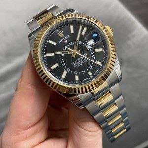 -ROLEX OYSTER PERPETUAL SKY DWELLER