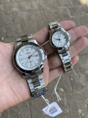 Couple Watch