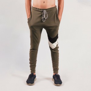 ADI JOGGERS Olive