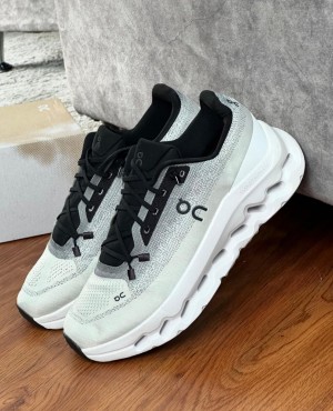 On_Cloud Tilt 2.0 Black Ivory