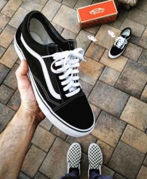 VANS OLDSKOOL Black Shoes