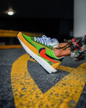 Nike LDV Hybrid Waffle Green Gusto