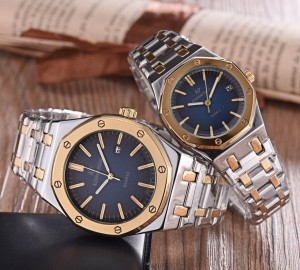 Couple Watch