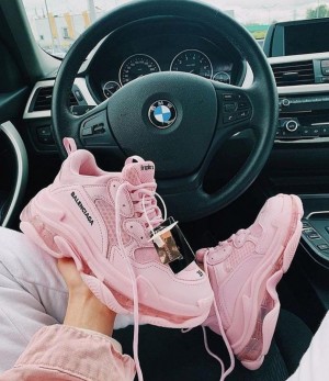 balenciaga triple s clear sole pink for women