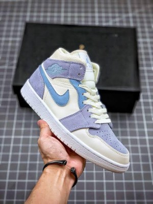 Nike air jordan retro calestine blue
