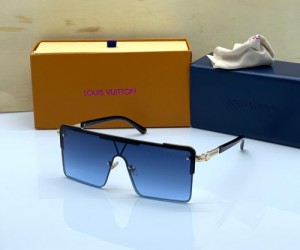 Louis Vuitton premium oversized glares
