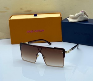 Louis Vuitton premium oversized glares