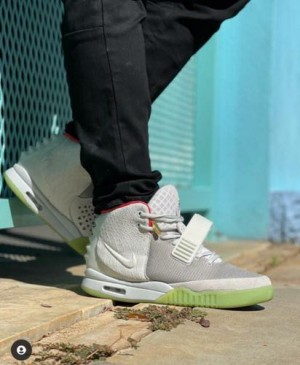 Nike Air yezzy 2 NRG