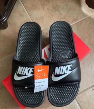 Nike Flipflops Black