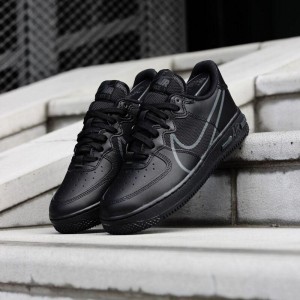 Nike Airforce 1 Low React Triple Black